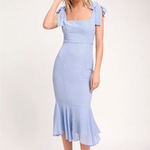 NWT Lulu’s Periwinkle Blue Swiss Dot Tie Strap Midi Dress